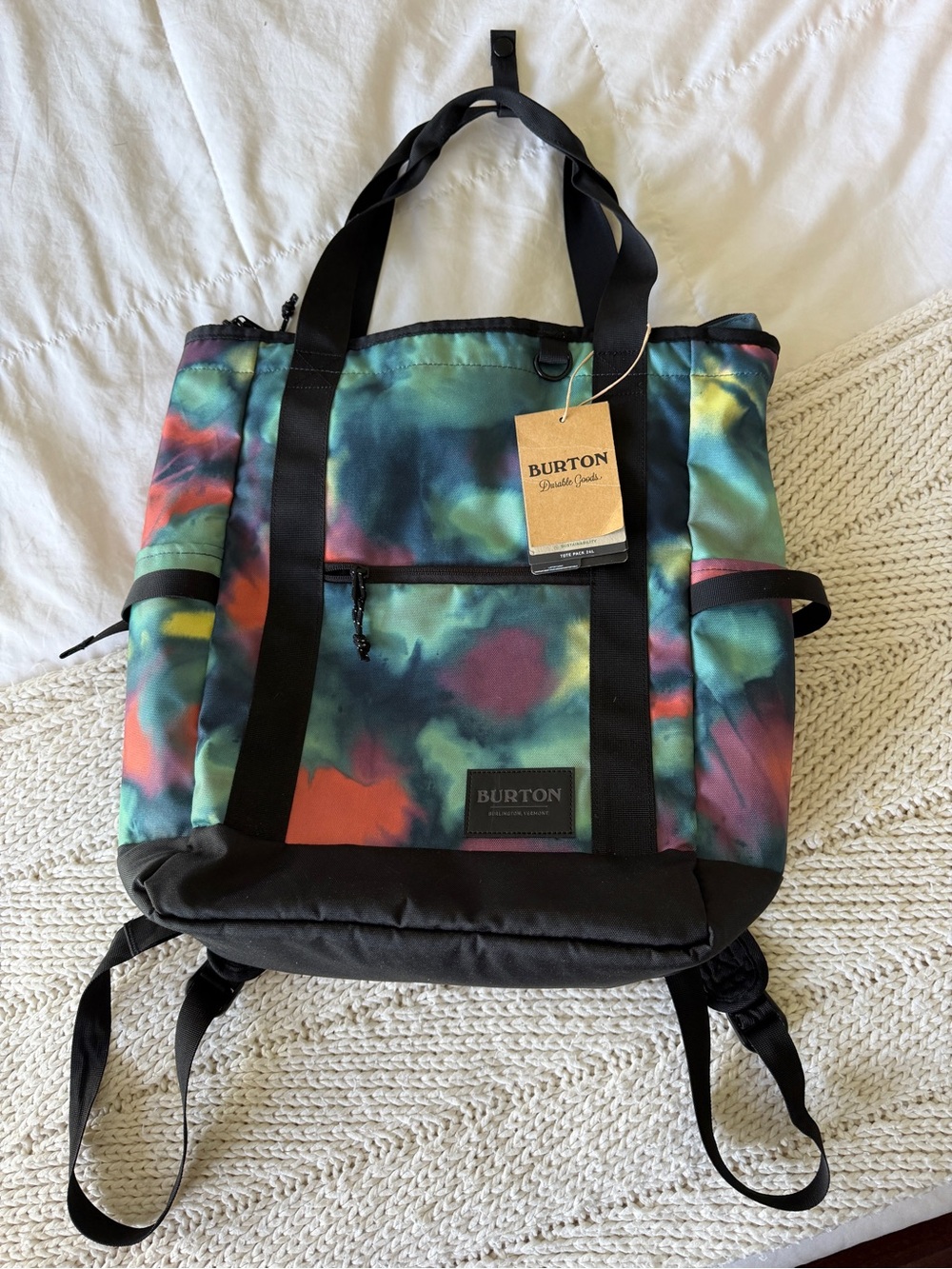 NEW with tags Burton Tote Pack 24L bag featuring a vibrant, multicolored